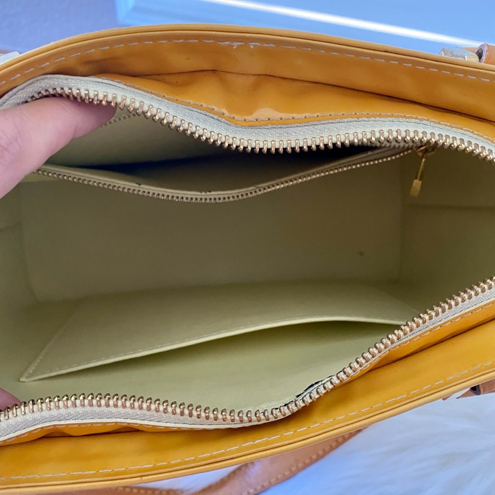 SOLD‼️ 💛 Louis Vuitton Houston Bag - Picture 8 of 16